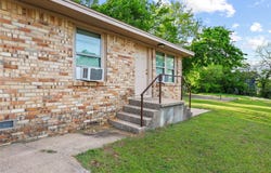 701 W Hull Street, Denison, TX 75020