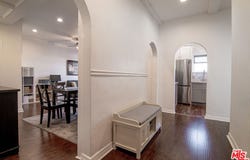 340 N Oakhurst Dr, Beverly Hills, CA 90210