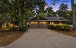 1041 Lockets Trail, Greensboro, GA 30642