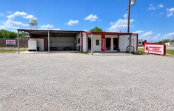 509 N Pecan St, Bells, TX 75414