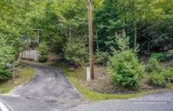 101 Chipmunk Lane, Beech Mountain, NC 28604