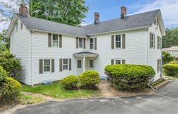 43 Devonshire Court, Middletown, NJ 07748
