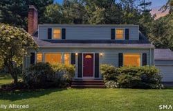22 Trailsend Drive, Canton, CT 06019