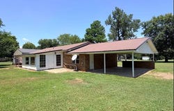 472462 E 1125 RD, Muldrow, OK 74948