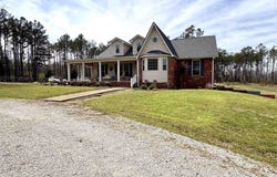 750 Maud Rd, Cherokee, AL 35616
