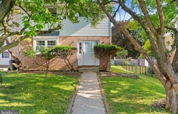52 WILLOW Street, MACUNGIE, PA 18062