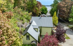 19 Sullivan Street, Eastport, ME 04631