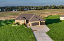 10250 SE 30th Ave, Pratt, KS 67124