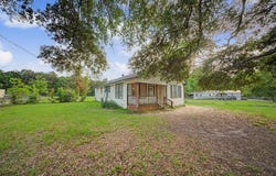 1557 E Gibson Street, Jasper, TX 75951