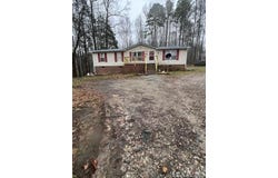 3836 Old Poole Rd, Alberta, VA 23821