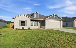 19 Farmhouse Circle, Vilonia, AR 72173