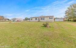 5205 Loy Road, Maurice, LA 70555
