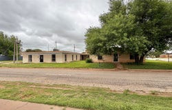 125 Avenue J, Anson, TX 79501