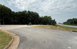 S Bloomington Street, Lowell, AR 72745