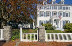 53 Austin Street, Portsmouth, NH 03801
