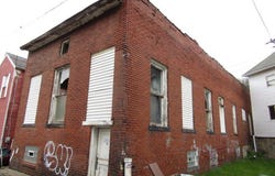 101 Middle Ave, Wilmerding, PA 15148
