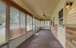 132 W Eighth Street, Roanoke, IN 46783