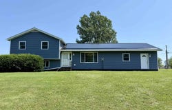 45 Pleasant Dr, Norfolk, NY 13667