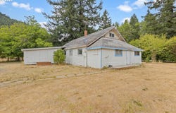 5586 UPPER COW CREEK Rd, Azalea, OR 97410