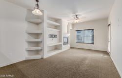 5450 E DEER VALLEY Drive, Phoenix, AZ 85054