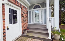 204 Meadowlands Court, Monroe, MI 48161
