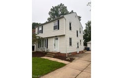 1388 Cranover Road, Lyndhurst, OH 44124