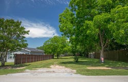 1000 Hughes Road, Grapevine, TX 76051