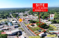 592 S Ferdon Boulevard, Crestview, FL 32536