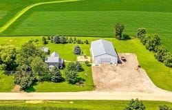 4139 S Spielman Road, LEAF RIVER, IL 61047