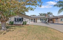 874 Linda Lee Circle, Lemoore, CA 93245
