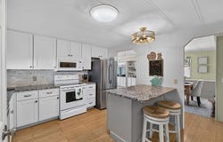 46 N EASTER ISLAND Circle, ENGLEWOOD, FL 34223