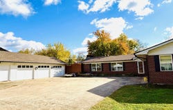 100 E Campus Street, Marshall, AR 72650