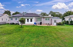 16 Haddon Ave, Northfield, NJ 08225