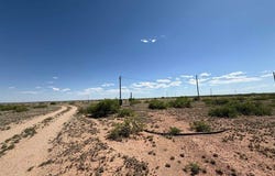 525 Anita Road, Lake Arthur, NM 88253