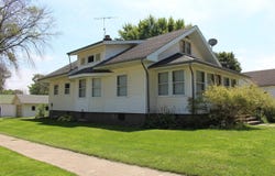 401 Walnut Street, Odebolt, IA 51458