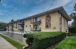 2 N Dee Road, Park Ridge, IL 60068