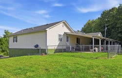 1755 W Slaughter Road, Mayfield, KY 42066