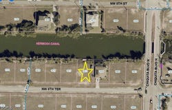 1613 NW 8th Terrace, Cape Coral, FL 33993