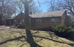 320 S Minnesota Street, Redwood Falls, MN 56283