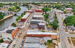 435 River Street, Manistee, MI 49660