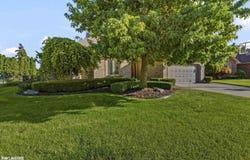 21225 Parkstone Drive, Macomb, MI 48044