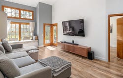 8647 Circle R Valley, Escondido, CA 92026