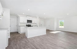 618 Beechwood Circle, Thomasville, NC 27360