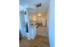 1051 Meridian Ave, Miami Beach, FL 33139