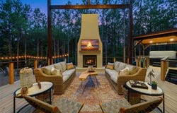 19 Bear Cedar Trail, Broken Bow, OK 74728