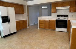 361 W Chennault Avenue, Clovis, CA 93611