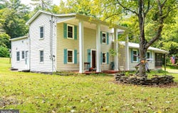 916 MOYERS Lane, MATHIAS, WV 26812
