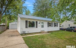 28 WINDSOR Road, Springfield, IL 62702-0000