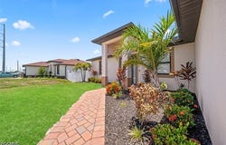 317 Kismet Parkway E, Cape Coral, FL 33909
