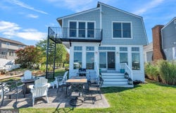 1069 SHORE ACRES RD, ARNOLD, MD 21012